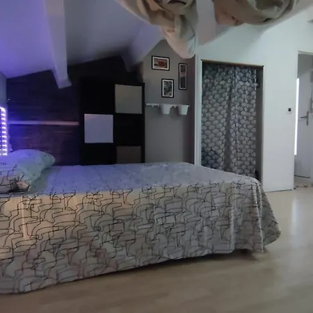 T2 5 Personnes Apartament