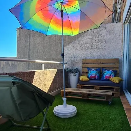 Apartment T2 5 Personnes *